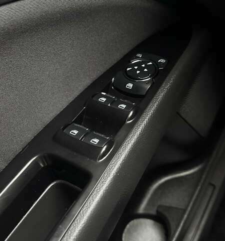 Серый Форд Фьюжн, объемом двигателя 2.4 л и пробегом 156 тыс. км за 11500 $, фото 15 на Automoto.ua