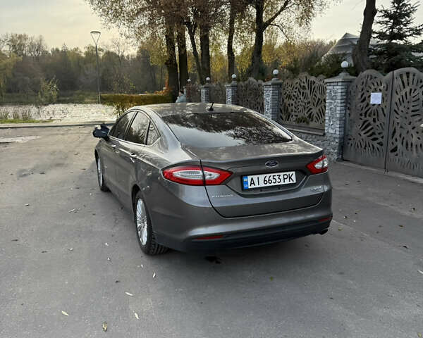 Серый Форд Фьюжн, объемом двигателя 2 л и пробегом 253 тыс. км за 10200 $, фото 2 на Automoto.ua