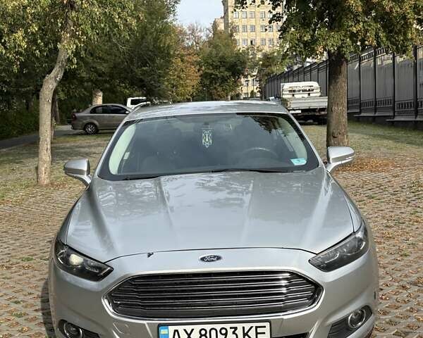 Сірий Форд Фьюжен, об'ємом двигуна 2.5 л та пробігом 210 тис. км за 9600 $, фото 2 на Automoto.ua
