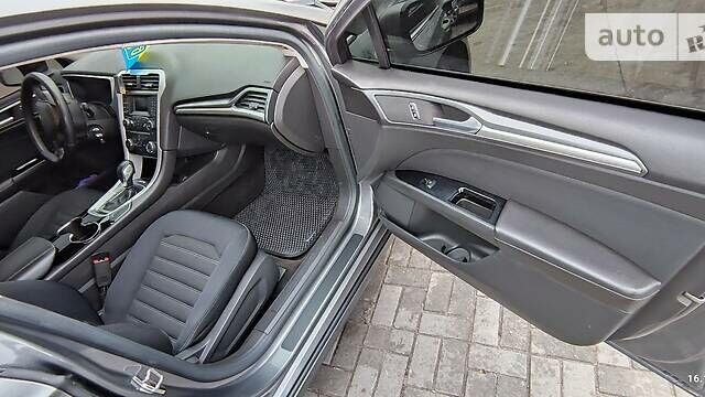 Серый Форд Фьюжн, объемом двигателя 2.5 л и пробегом 198 тыс. км за 11500 $, фото 16 на Automoto.ua