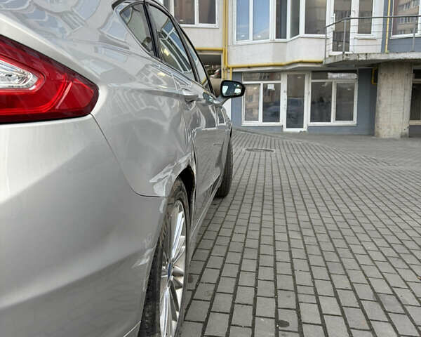 Серый Форд Фьюжн, объемом двигателя 2 л и пробегом 232 тыс. км за 7000 $, фото 5 на Automoto.ua