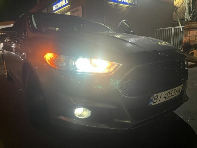 Сірий Форд Фьюжен, об'ємом двигуна 2 л та пробігом 145 тис. км за 10200 $, фото 3 на Automoto.ua