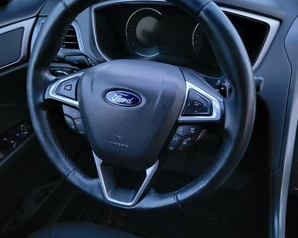 Серый Форд Фьюжн, объемом двигателя 2.49 л и пробегом 225 тыс. км за 9500 $, фото 8 на Automoto.ua