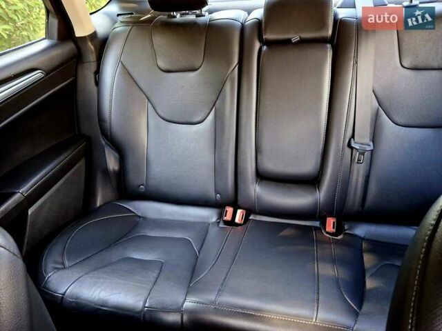 Сірий Форд Фьюжен, об'ємом двигуна 2 л та пробігом 193 тис. км за 10200 $, фото 18 на Automoto.ua
