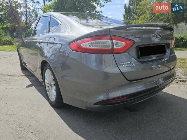 Форд Фьюжн 2014 в Киеве на Automoto.ua Серый Форд Фьюжн, объемом двигателя 2 л и пробегом 258 тыс. км за 12500 $, фото 1 на Automoto.ua