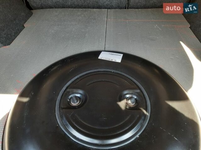 Сірий Форд Фьюжен, об'ємом двигуна 2.49 л та пробігом 225 тис. км за 9800 $, фото 68 на Automoto.ua