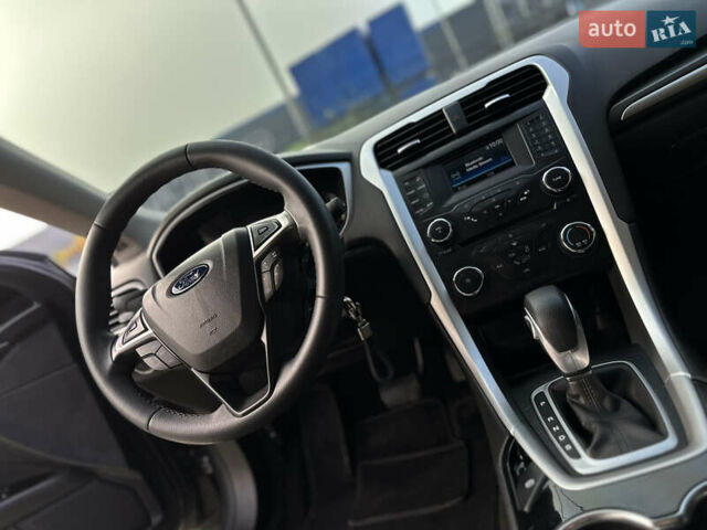 Серый Форд Фьюжн, объемом двигателя 2.49 л и пробегом 207 тыс. км за 10500 $, фото 8 на Automoto.ua