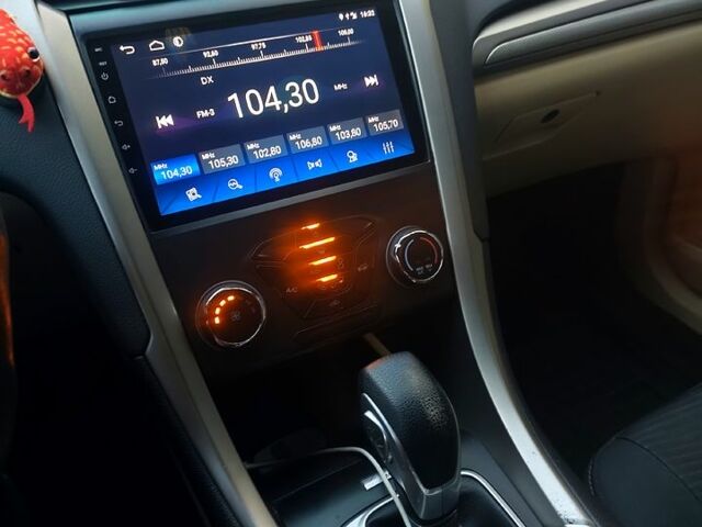 Форд Фьюжн 2014 в Белой Церкве на Automoto.ua Серый Форд Фьюжн, объемом двигателя 2.5 л и пробегом 262 тыс. км за 10300 $, фото 3 на Automoto.ua