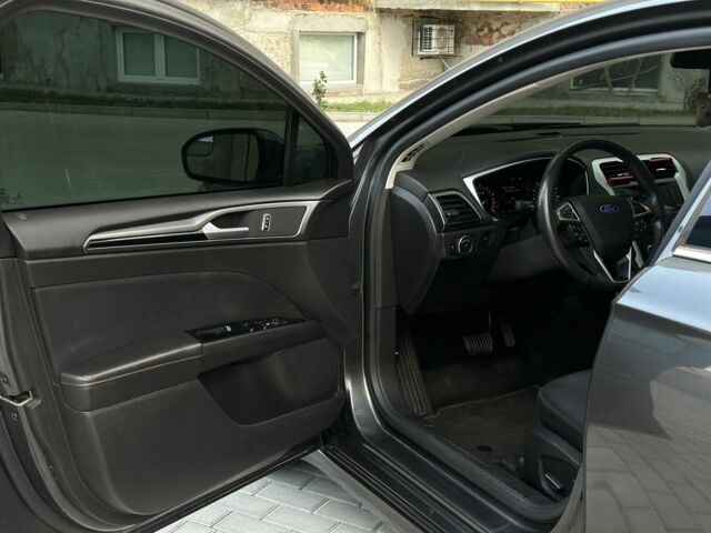 Серый Форд Фьюжн, объемом двигателя 2 л и пробегом 160 тыс. км за 8450 $, фото 10 на Automoto.ua