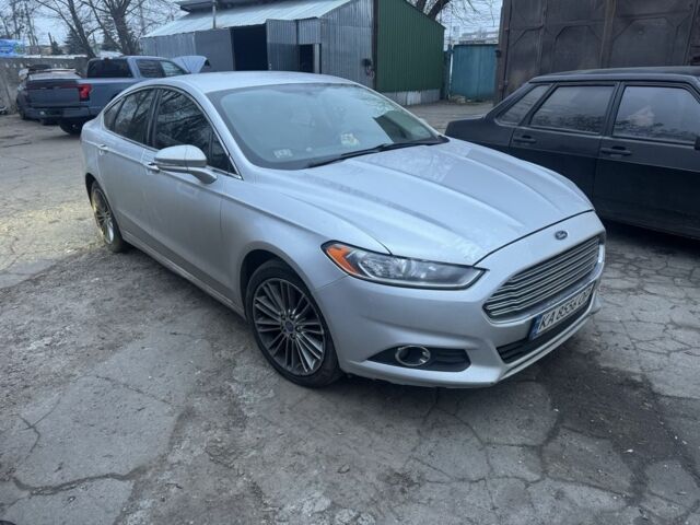 Сірий Форд Фьюжен, об'ємом двигуна 2 л та пробігом 261 тис. км за 8000 $, фото 5 на Automoto.ua