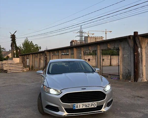 Серый Форд Фьюжн, объемом двигателя 2.5 л и пробегом 300 тыс. км за 8500 $, фото 1 на Automoto.ua