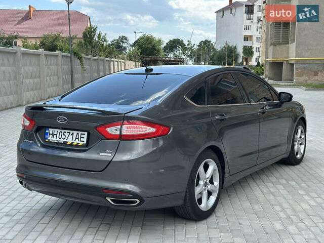 Сірий Форд Фьюжен, об'ємом двигуна 2 л та пробігом 160 тис. км за 9000 $, фото 9 на Automoto.ua