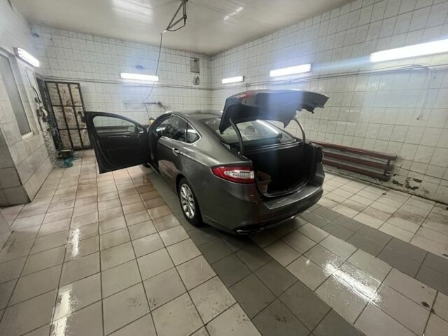 Сірий Форд Фьюжен, об'ємом двигуна 2 л та пробігом 145 тис. км за 10200 $, фото 10 на Automoto.ua