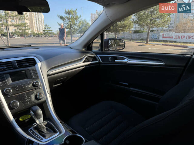 Сірий Форд Фьюжен, об'ємом двигуна 2.49 л та пробігом 57 тис. км за 10800 $, фото 28 на Automoto.ua