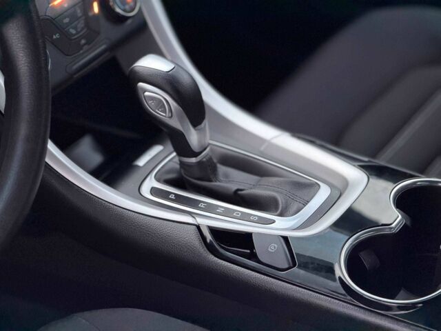 Серый Форд Фьюжн, объемом двигателя 2.5 л и пробегом 224 тыс. км за 9800 $, фото 14 на Automoto.ua