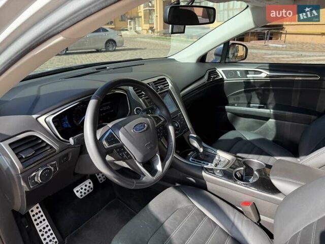 Сірий Форд Фьюжен, об'ємом двигуна 2 л та пробігом 152 тис. км за 11499 $, фото 38 на Automoto.ua