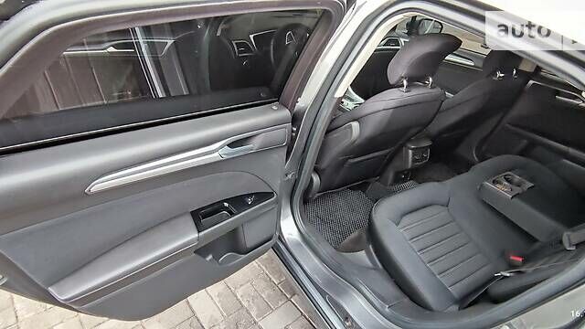 Серый Форд Фьюжн, объемом двигателя 2.5 л и пробегом 198 тыс. км за 11500 $, фото 19 на Automoto.ua