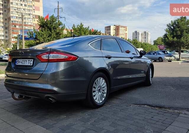 Серый Форд Фьюжн, объемом двигателя 2 л и пробегом 197 тыс. км за 12500 $, фото 13 на Automoto.ua