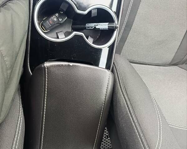 Форд Фьюжн 2014 в Ивано-Франковске на Automoto.ua Серый Форд Фьюжн, объемом двигателя 2.5 л и пробегом 220 тыс. км за 7650 $, фото 21 на Automoto.ua