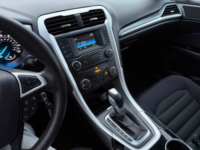 Серый Форд Фьюжн, объемом двигателя 2.5 л и пробегом 224 тыс. км за 9800 $, фото 18 на Automoto.ua