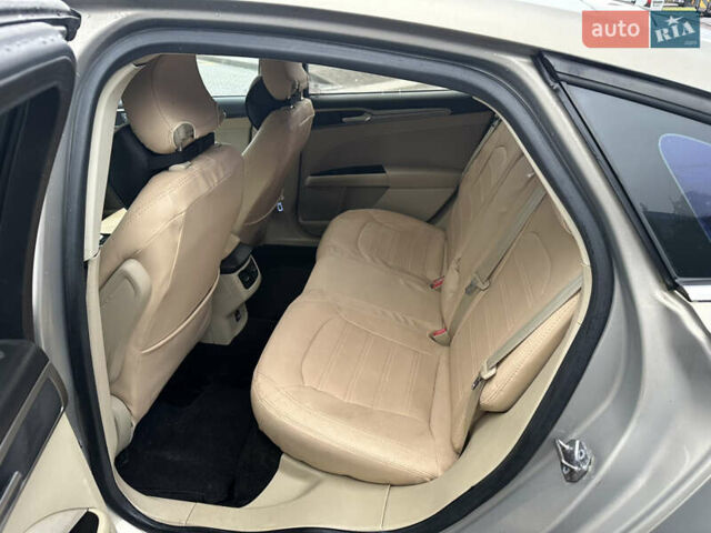 Сірий Форд Фьюжен, об'ємом двигуна 2.49 л та пробігом 178 тис. км за 7100 $, фото 5 на Automoto.ua