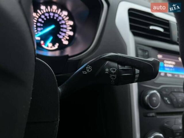 Форд Фьюжен 2014 у Києві на Automoto.ua Сірий Форд Фьюжен, об'ємом двигуна 2.49 л та пробігом 230 тис. км за 8490 $, фото 22 на Automoto.ua