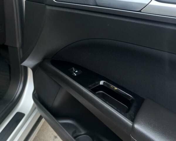 Сірий Форд Фьюжен, об'ємом двигуна 1.5 л та пробігом 211 тис. км за 8000 $, фото 17 на Automoto.ua