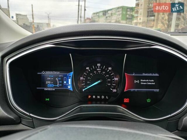 Серый Форд Фьюжн, объемом двигателя 2 л и пробегом 225 тыс. км за 10500 $, фото 10 на Automoto.ua