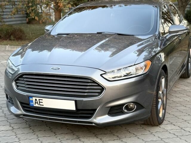 Серый Форд Фьюжн, объемом двигателя 2 л и пробегом 175 тыс. км за 11000 $, фото 6 на Automoto.ua