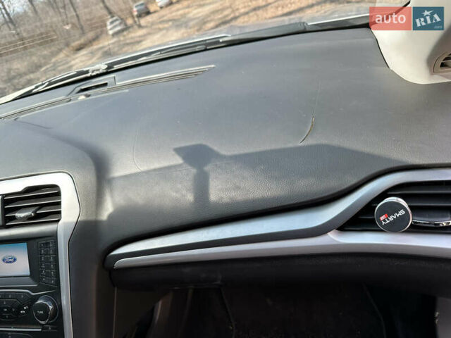 Серый Форд Фьюжн, объемом двигателя 2.49 л и пробегом 170 тыс. км за 10800 $, фото 31 на Automoto.ua
