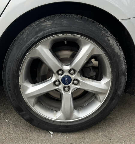 Серый Форд Фьюжн, объемом двигателя 2.4 л и пробегом 156 тыс. км за 11500 $, фото 11 на Automoto.ua