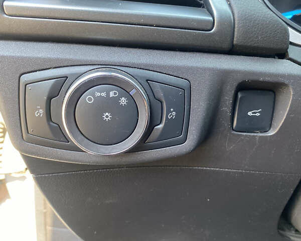 Сірий Форд Фьюжен, об'ємом двигуна 2.5 л та пробігом 180 тис. км за 8999 $, фото 14 на Automoto.ua