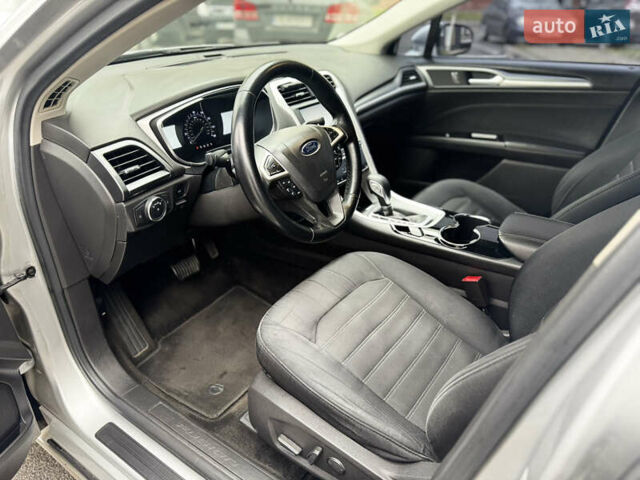 Серый Форд Фьюжн, объемом двигателя 2.49 л и пробегом 221 тыс. км за 8900 $, фото 8 на Automoto.ua