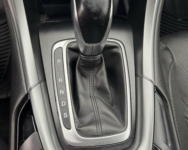 Сірий Форд Фьюжен, об'ємом двигуна 2 л та пробігом 303 тис. км за 9200 $, фото 15 на Automoto.ua