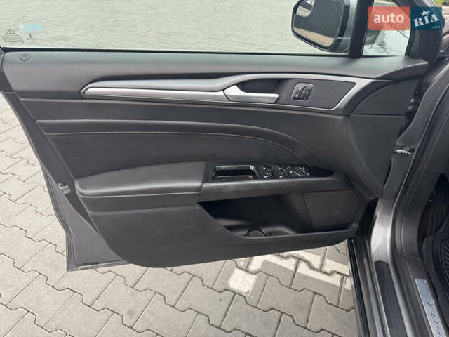 Сірий Форд Фьюжен, об'ємом двигуна 2 л та пробігом 303 тис. км за 9200 $, фото 16 на Automoto.ua