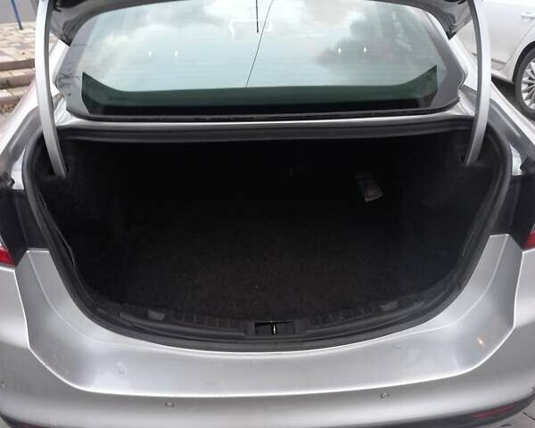 Сірий Форд Фьюжен, об'ємом двигуна 1.5 л та пробігом 211 тис. км за 8000 $, фото 7 на Automoto.ua