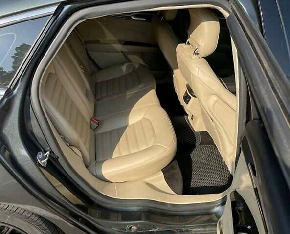 Серый Форд Фьюжн, объемом двигателя 2 л и пробегом 190 тыс. км за 10000 $, фото 4 на Automoto.ua