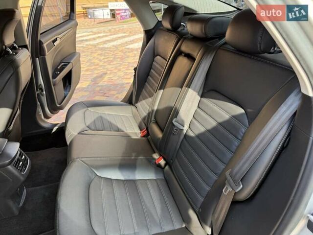 Сірий Форд Фьюжен, об'ємом двигуна 2 л та пробігом 152 тис. км за 11499 $, фото 45 на Automoto.ua