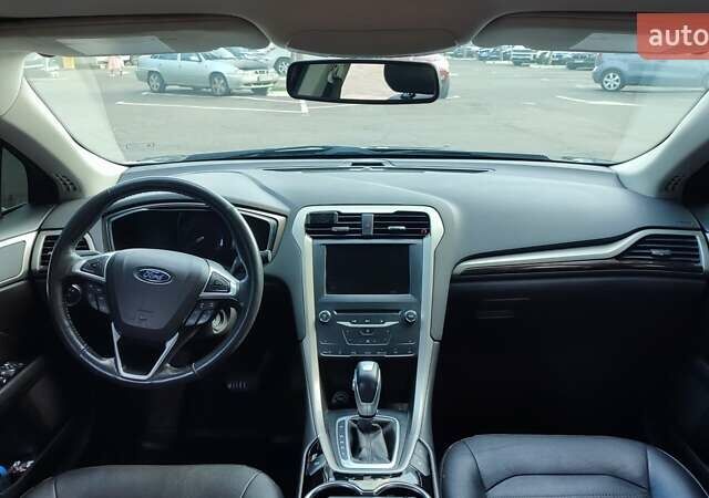 Серый Форд Фьюжн, объемом двигателя 2 л и пробегом 197 тыс. км за 12500 $, фото 9 на Automoto.ua