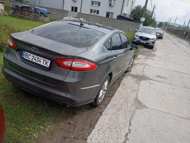 Серый Форд Фьюжн, объемом двигателя 1.5 л и пробегом 178 тыс. км за 8000 $, фото 6 на Automoto.ua