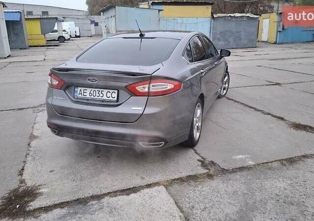 Серый Форд Фьюжн, объемом двигателя 2 л и пробегом 330 тыс. км за 8500 $, фото 7 на Automoto.ua