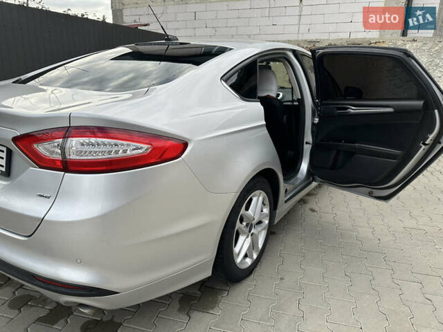 Серый Форд Фьюжн, объемом двигателя 2.5 л и пробегом 227 тыс. км за 8800 $, фото 6 на Automoto.ua