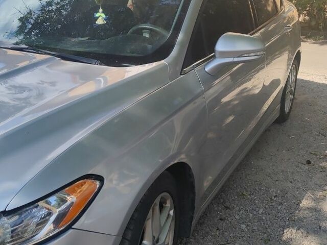 Серый Форд Фьюжн, объемом двигателя 2.5 л и пробегом 380 тыс. км за 8900 $, фото 1 на Automoto.ua