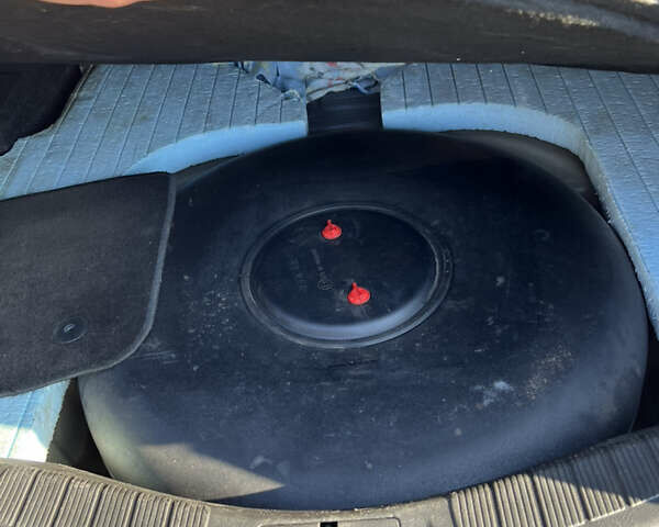 Серый Форд Фьюжн, объемом двигателя 2.5 л и пробегом 275 тыс. км за 9000 $, фото 17 на Automoto.ua