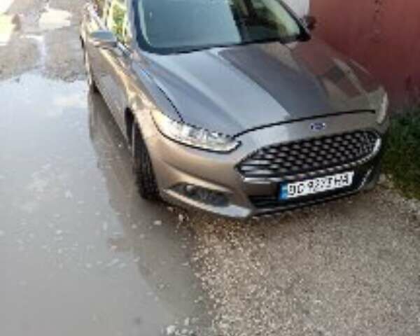 Сірий Форд Фьюжен, об'ємом двигуна 2 л та пробігом 220 тис. км за 12600 $, фото 2 на Automoto.ua