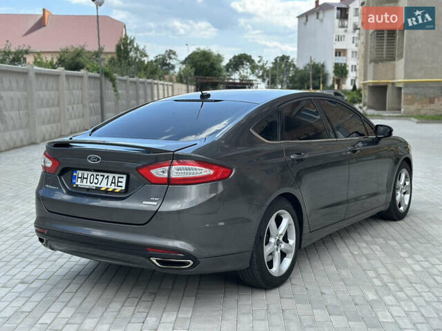 Сірий Форд Фьюжен, об'ємом двигуна 2 л та пробігом 160 тис. км за 9000 $, фото 10 на Automoto.ua