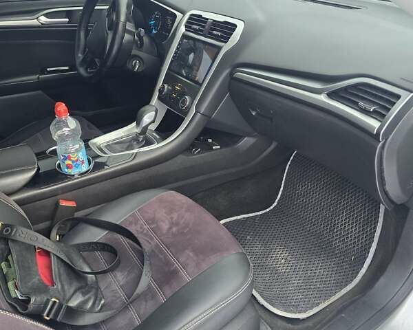 Сірий Форд Фьюжен, об'ємом двигуна 2.5 л та пробігом 217 тис. км за 9400 $, фото 13 на Automoto.ua