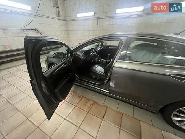 Серый Форд Фьюжн, объемом двигателя 2 л и пробегом 145 тыс. км за 10200 $, фото 12 на Automoto.ua