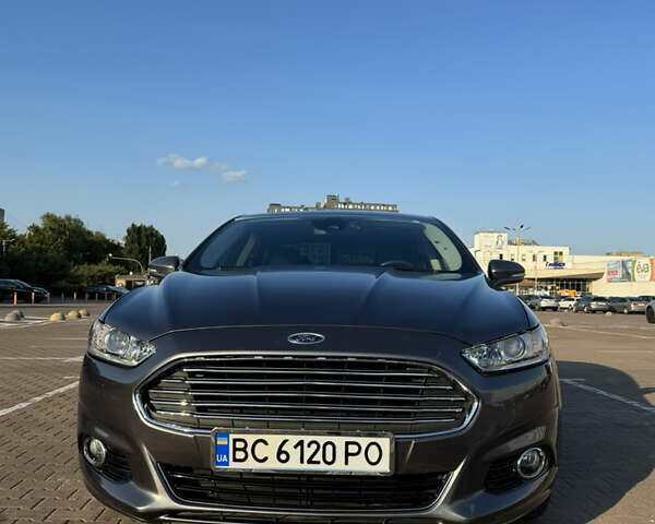 Форд Фьюжн 2014 в Житомире на Automoto.ua Серый Форд Фьюжн, объемом двигателя 2 л и пробегом 136 тыс. км за 13000 $, фото 7 на Automoto.ua