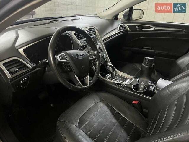 Серый Форд Фьюжн, объемом двигателя 2 л и пробегом 145 тыс. км за 10200 $, фото 5 на Automoto.ua